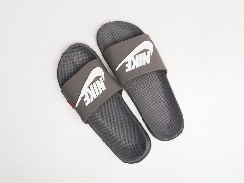 Сланцы Nike